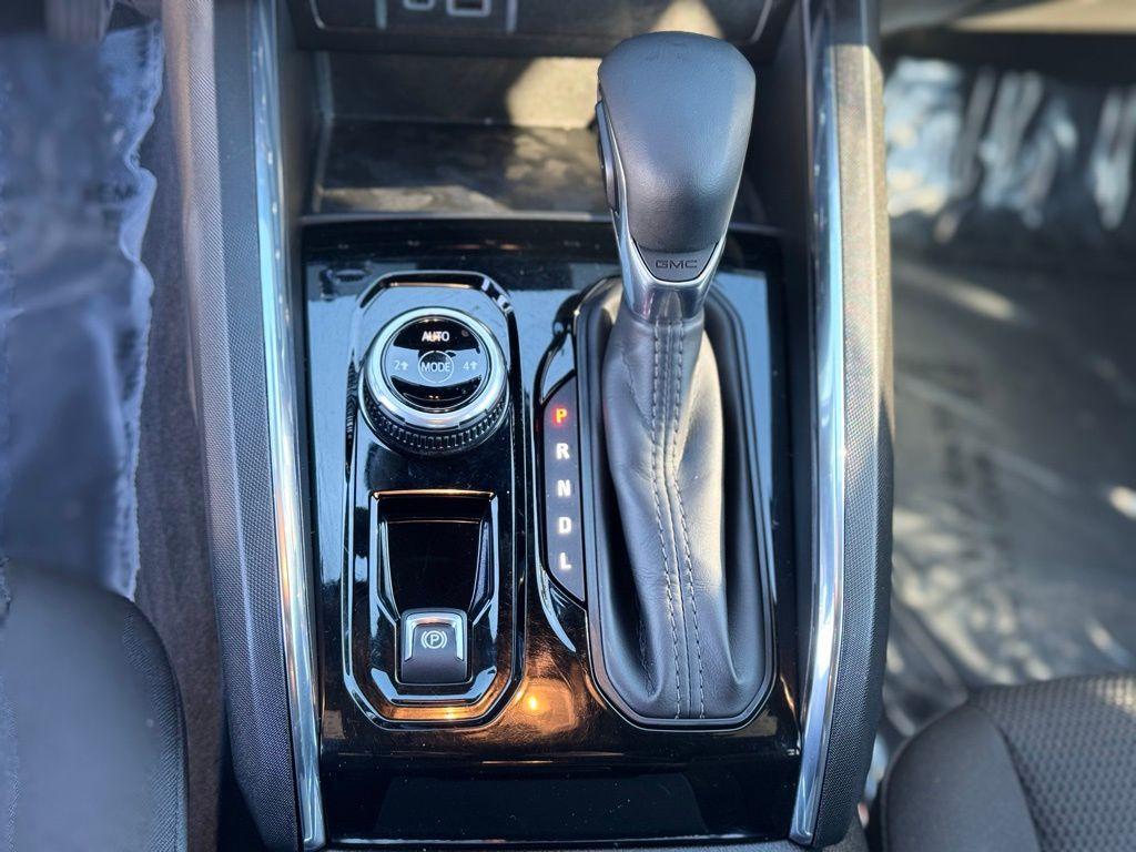 used 2025 GMC Canyon car, priced at $40,995