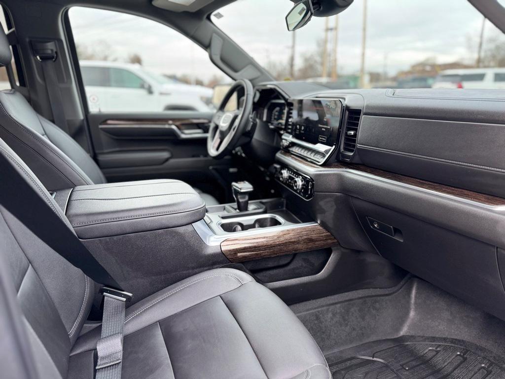 used 2023 GMC Sierra 1500 car, priced at $45,995