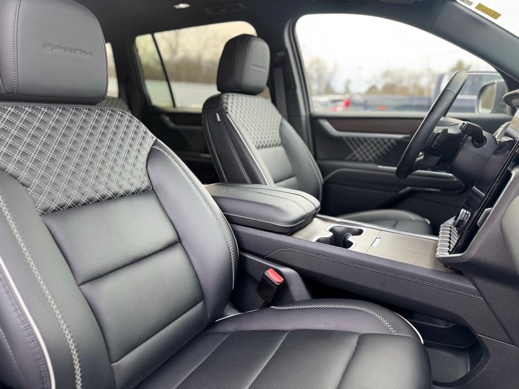 used 2024 GMC Acadia car, priced at $52,995