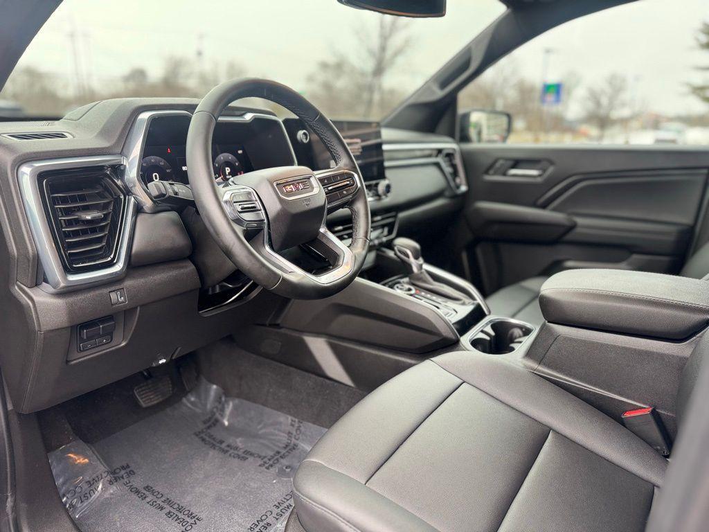 used 2025 GMC Canyon car, priced at $40,995