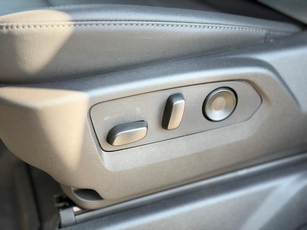 new 2026 GMC Sierra 2500 car, priced at $75,265