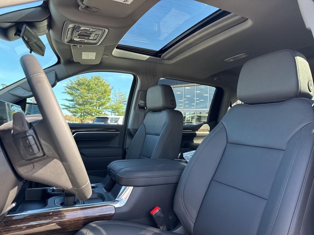 new 2026 GMC Sierra 1500 car, priced at $68,595