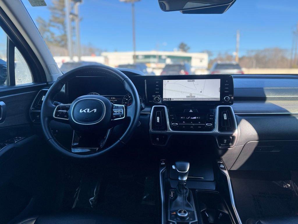 used 2023 Kia Sorento car, priced at $31,590
