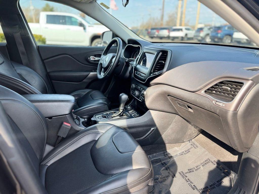 used 2020 Jeep Cherokee car, priced at $18,594