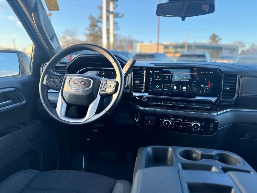 used 2024 GMC Sierra 1500 car, priced at $47,895