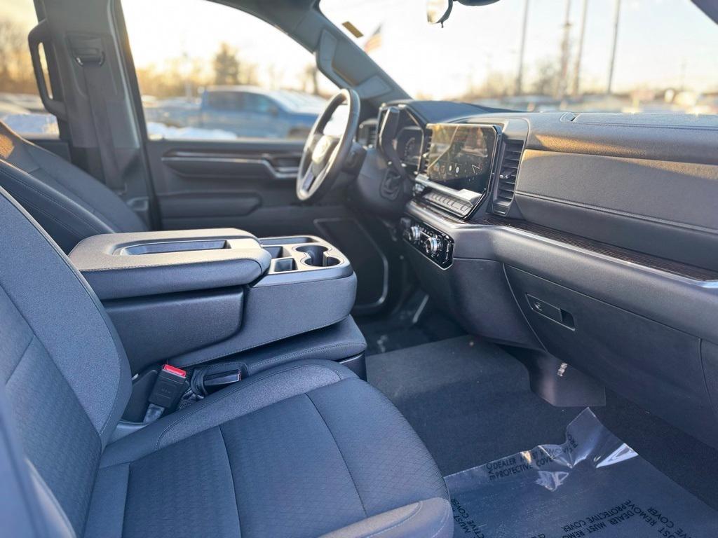 used 2024 GMC Sierra 1500 car, priced at $47,895