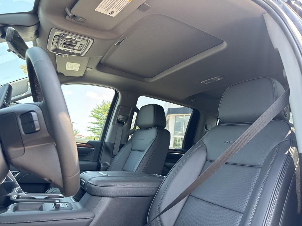 new 2025 GMC Sierra 2500 car, priced at $91,885