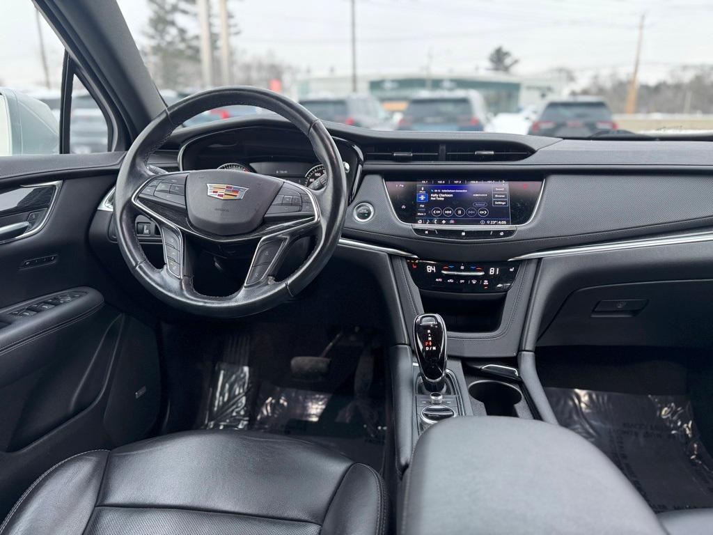used 2020 Cadillac XT5 car, priced at $22,999