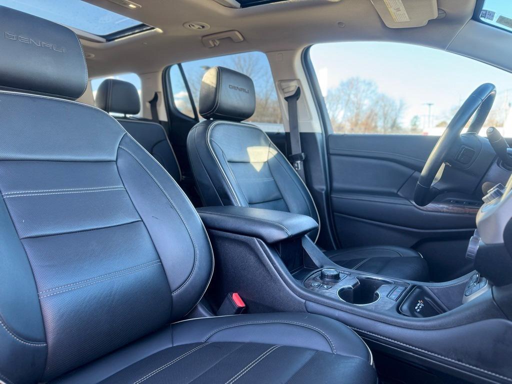 used 2023 GMC Acadia car, priced at $33,595