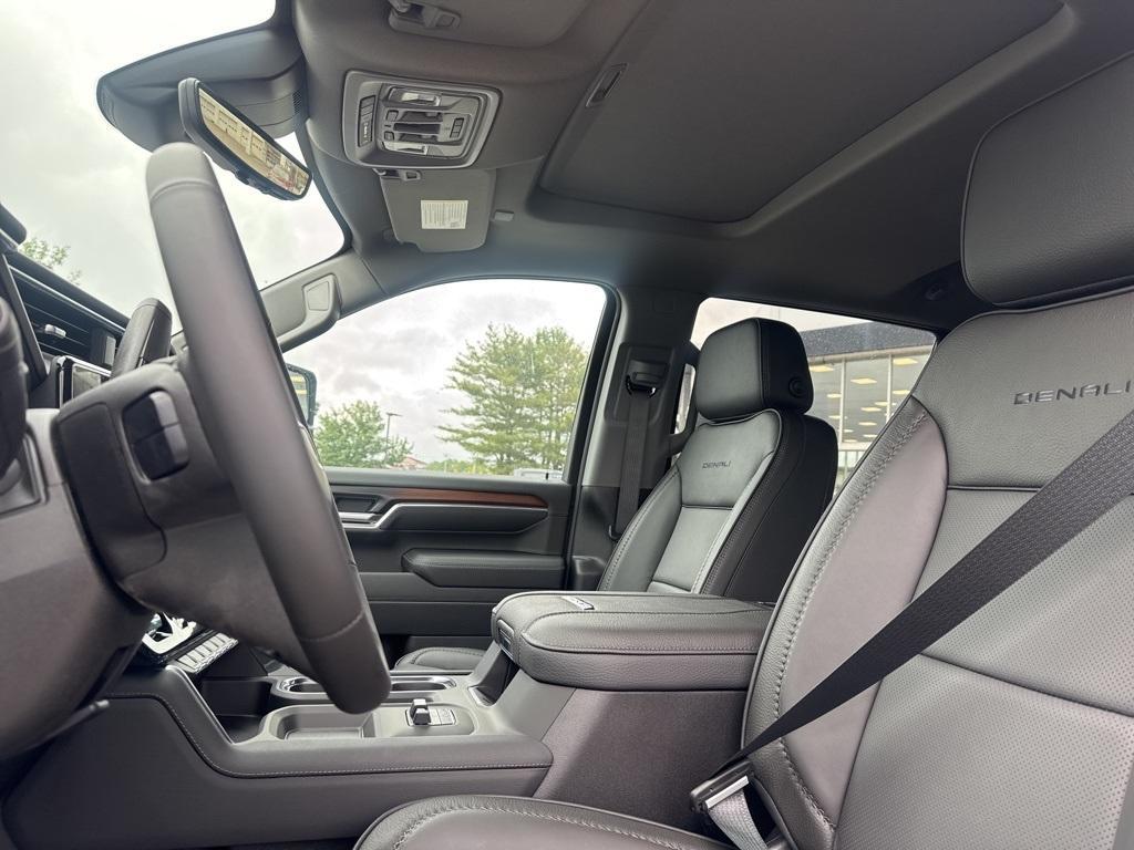 new 2025 GMC Sierra 2500 car, priced at $90,265