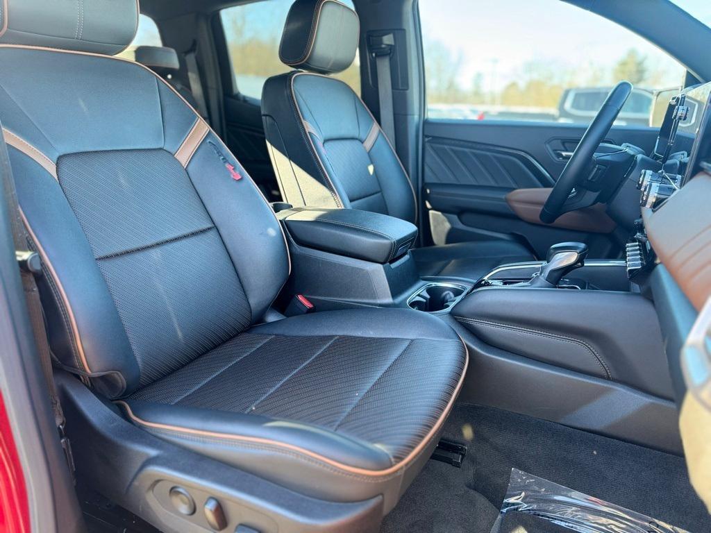 used 2023 GMC Canyon car, priced at $39,995