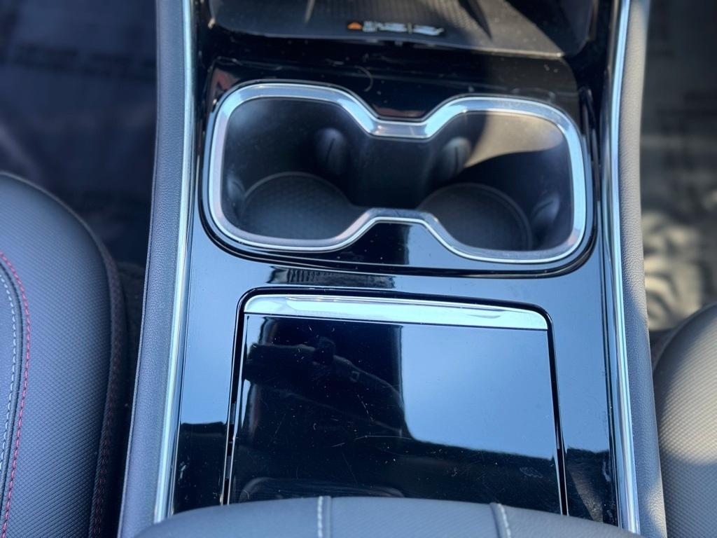 used 2024 Chevrolet Traverse car, priced at $48,490