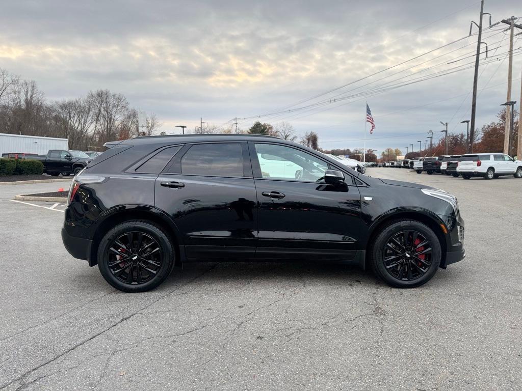 used 2022 Cadillac XT5 car, priced at $31,995