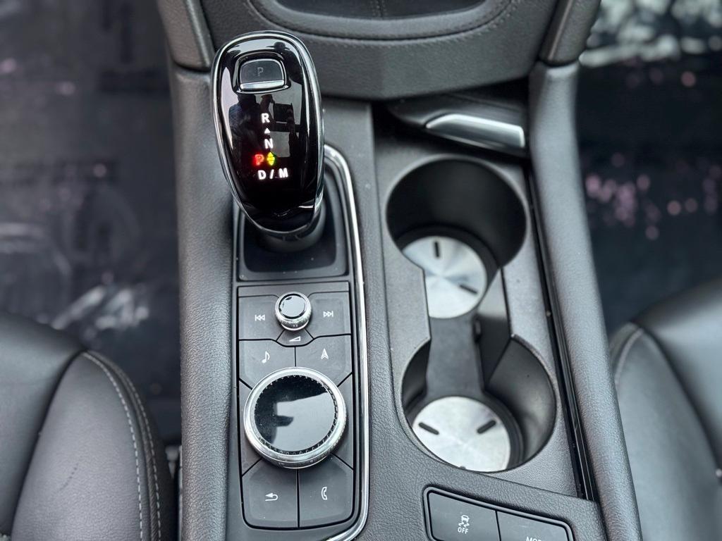 used 2022 Cadillac XT5 car, priced at $31,995