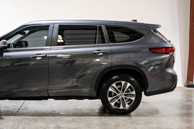 used 2023 Toyota Highlander Hybrid car, priced at $38,483