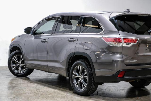 used 2016 Toyota Highlander car, priced at $16,983