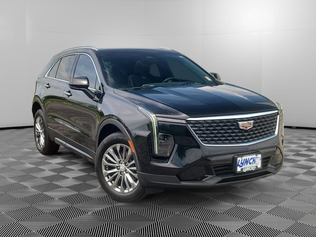used 2024 Cadillac XT4 car, priced at $33,194