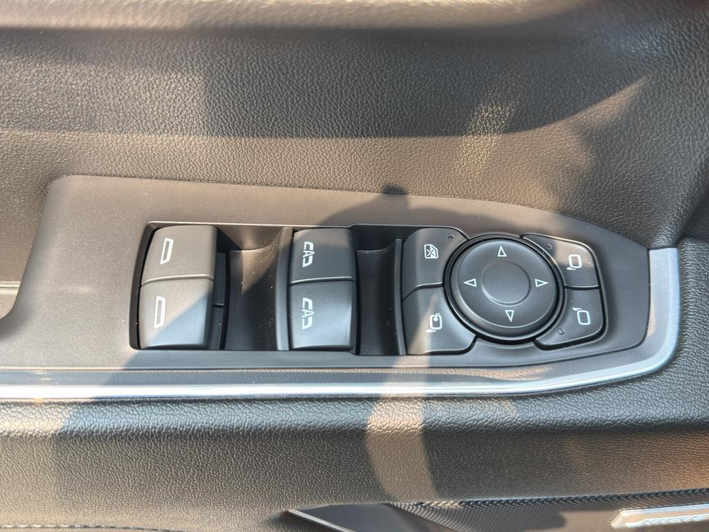used 2023 Chevrolet Silverado 1500 car, priced at $38,649