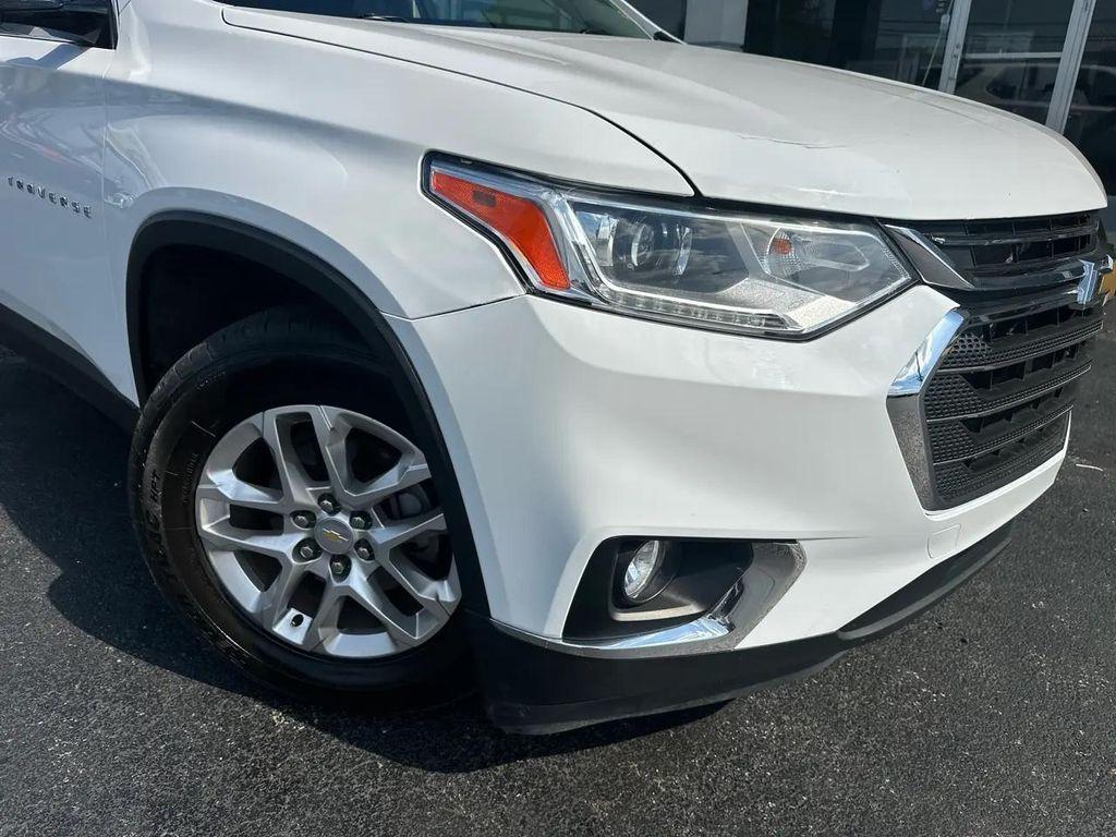 used 2020 Chevrolet Traverse car, priced at $19,238