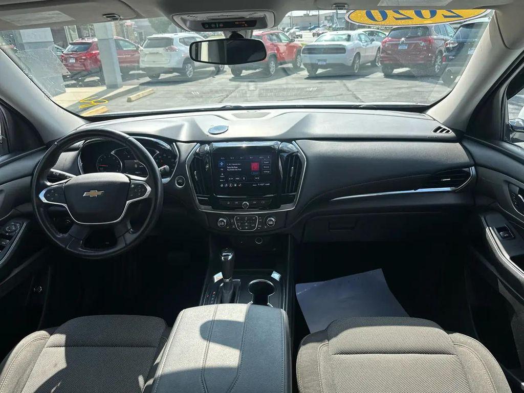 used 2020 Chevrolet Traverse car, priced at $19,238