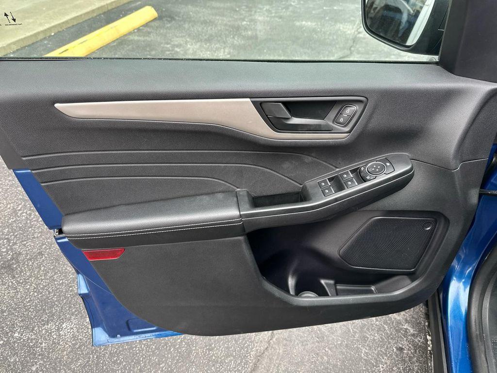 used 2022 Ford Escape car, priced at $21,920