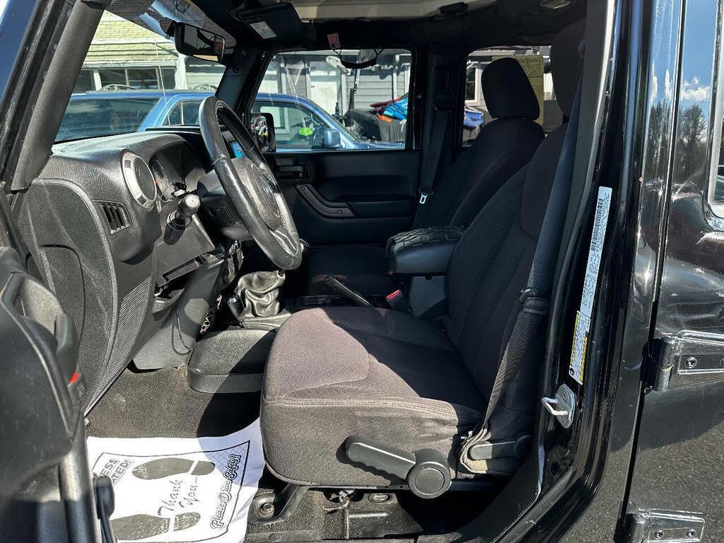 used 2013 Jeep Wrangler Unlimited car, priced at $15,450