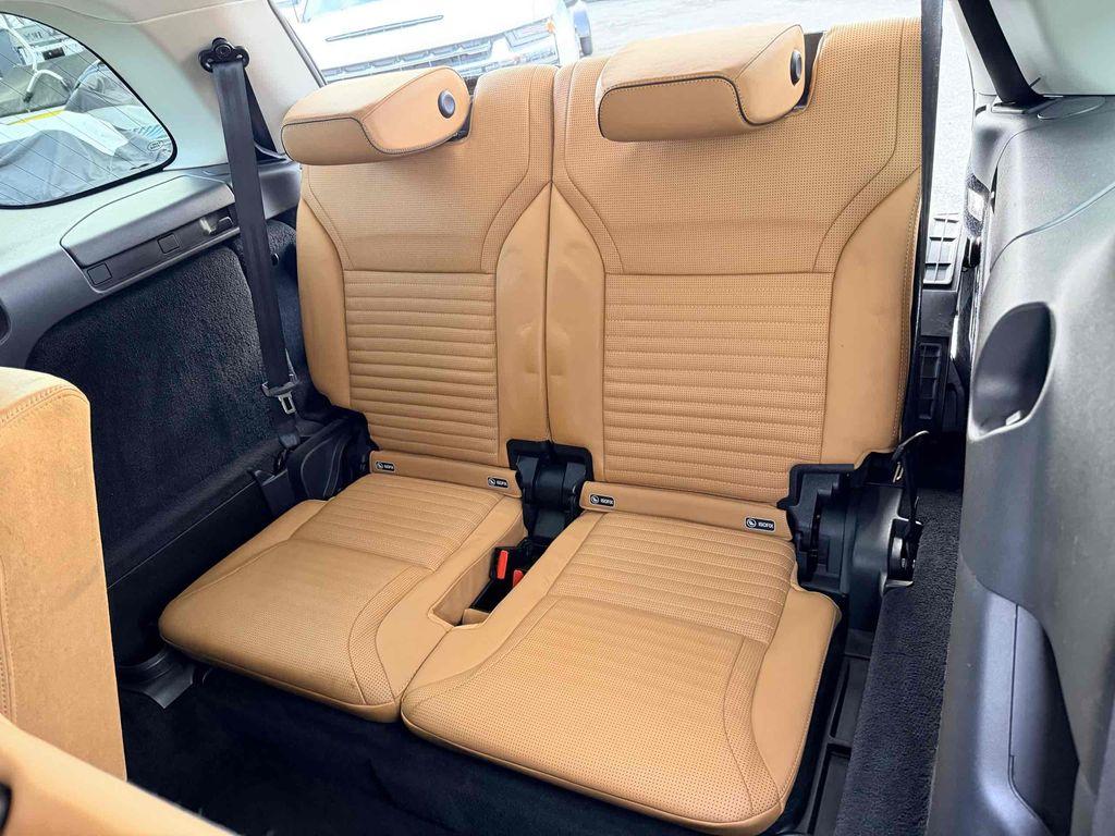 used 2017 Land Rover Discovery car, priced at $16,950