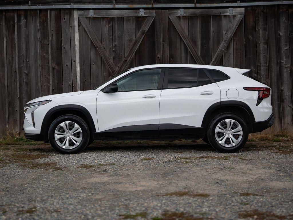 used 2024 Chevrolet Trax car, priced at $17,450