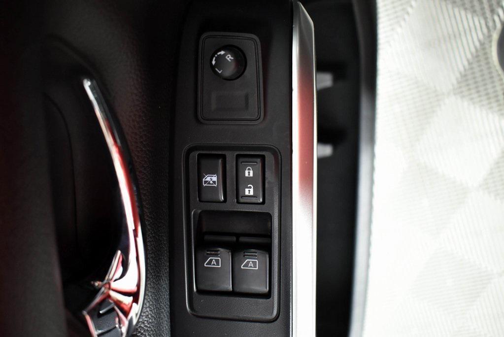 used 2018 Nissan Titan car, priced at $23,962