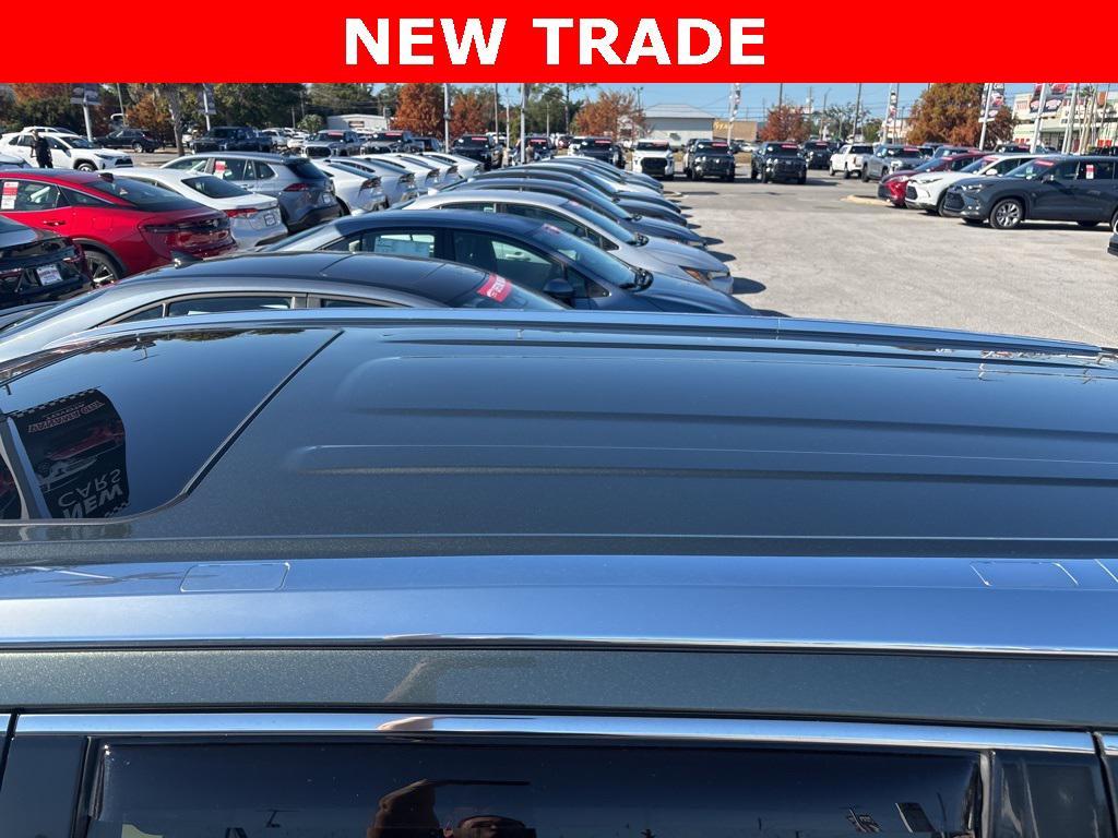 used 2019 Toyota Highlander car, priced at $27,063