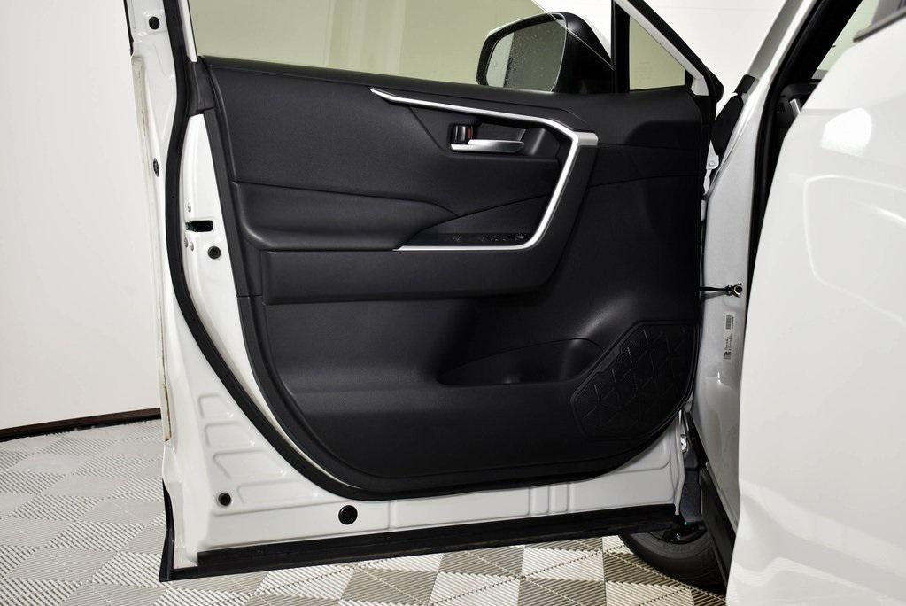 used 2022 Toyota RAV4 Hybrid car, priced at $32,086