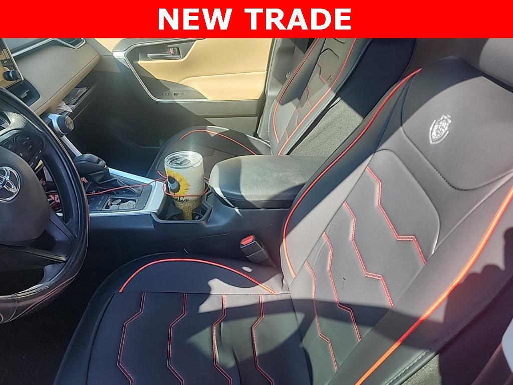 used 2020 Toyota RAV4 car, priced at $25,284