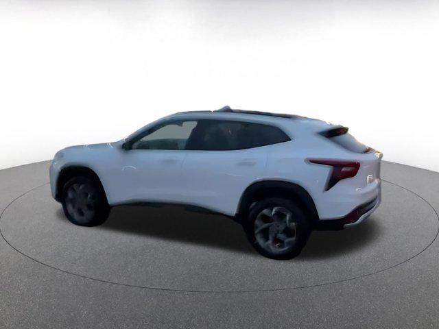 used 2025 Chevrolet Trax car, priced at $19,810