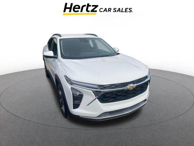 used 2025 Chevrolet Trax car, priced at $19,810