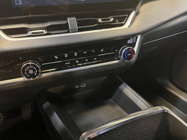 used 2025 Chevrolet Equinox car, priced at $26,137