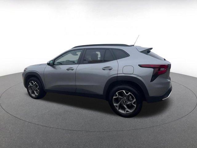 used 2025 Chevrolet Trax car, priced at $20,519