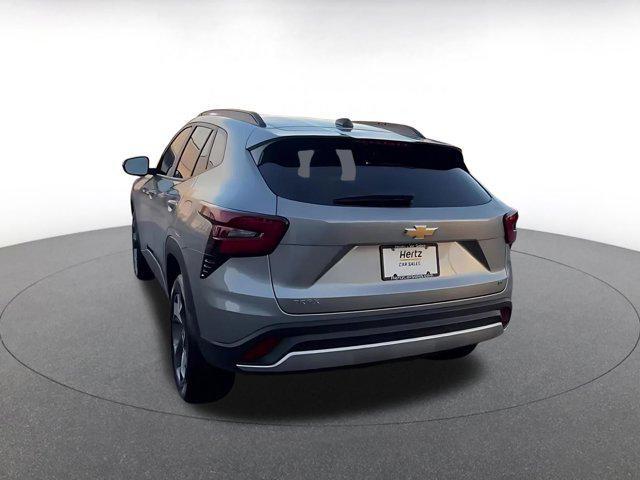 used 2025 Chevrolet Trax car, priced at $20,349