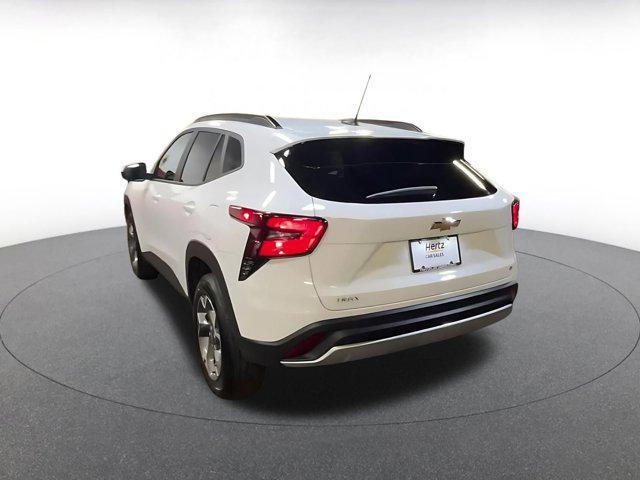 used 2025 Chevrolet Trax car, priced at $20,366