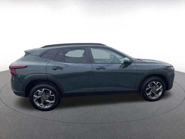 used 2025 Chevrolet Trax car, priced at $20,389