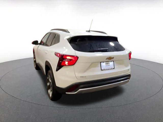 used 2025 Chevrolet Trax car, priced at $19,796