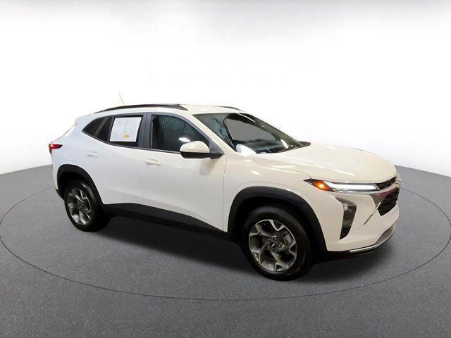 used 2025 Chevrolet Trax car, priced at $19,796