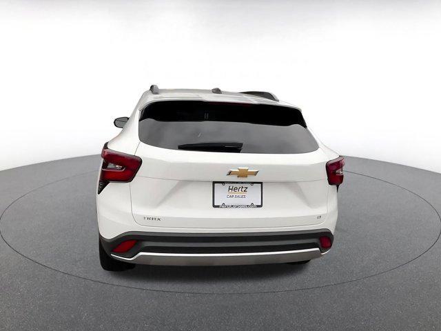 used 2025 Chevrolet Trax car, priced at $20,359