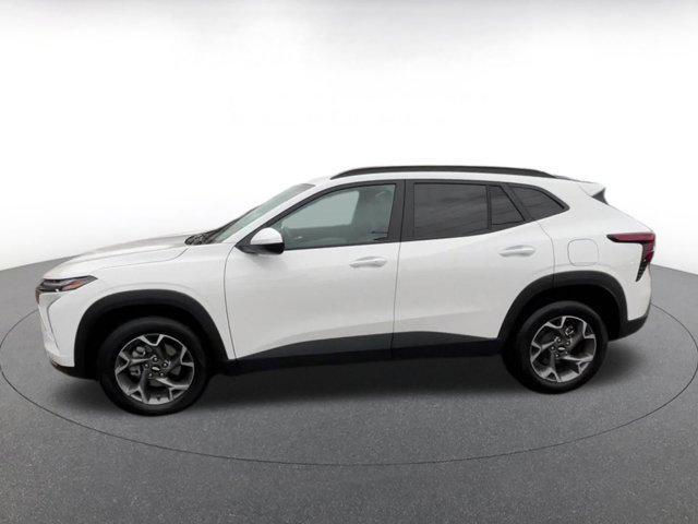 used 2025 Chevrolet Trax car, priced at $20,359