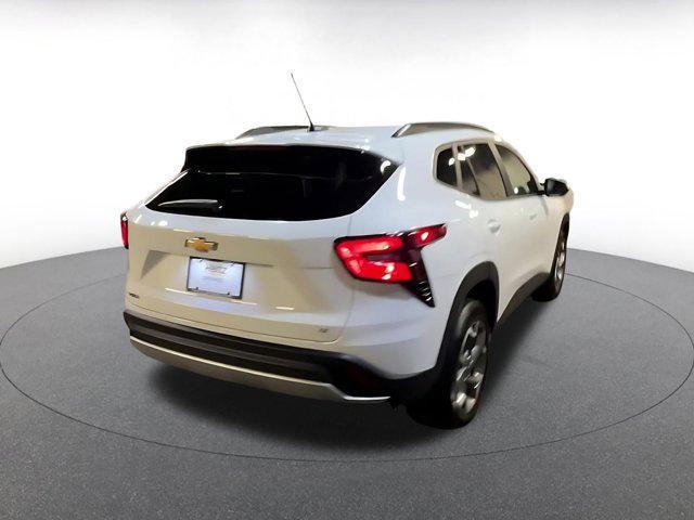 used 2025 Chevrolet Trax car, priced at $19,348