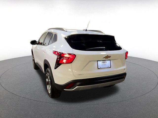 used 2025 Chevrolet Trax car, priced at $19,348