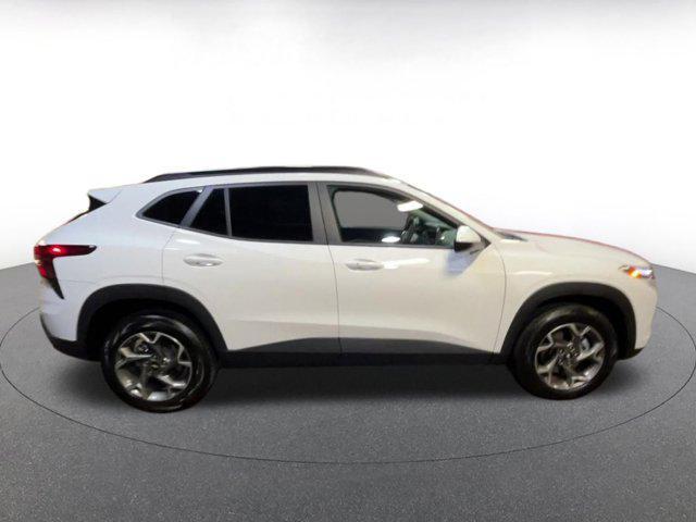 used 2025 Chevrolet Trax car, priced at $19,348