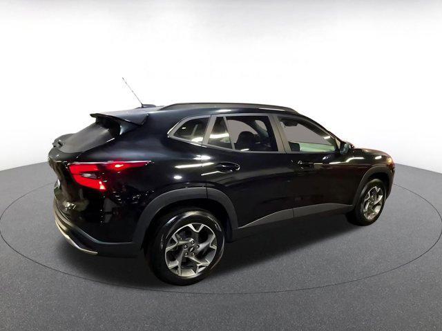 used 2025 Chevrolet Trax car, priced at $20,370