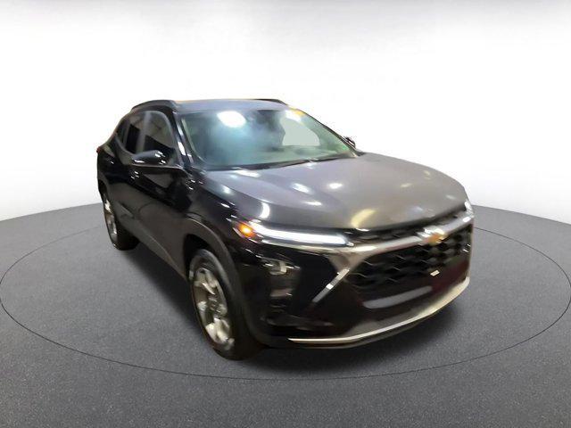 used 2025 Chevrolet Trax car, priced at $20,370