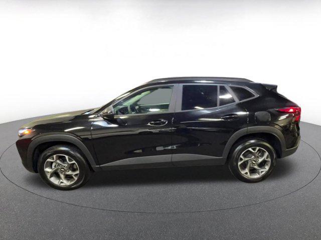used 2025 Chevrolet Trax car, priced at $20,370