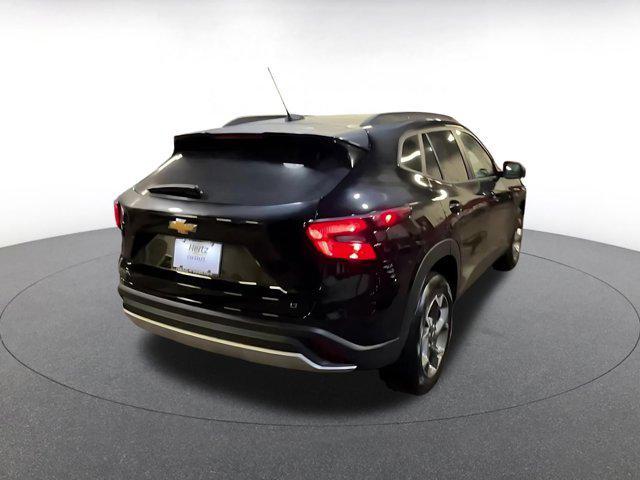 used 2025 Chevrolet Trax car, priced at $20,370